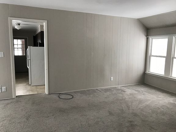Upper unit living area