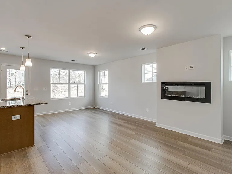 309 Reedmace Ct — Photo 3