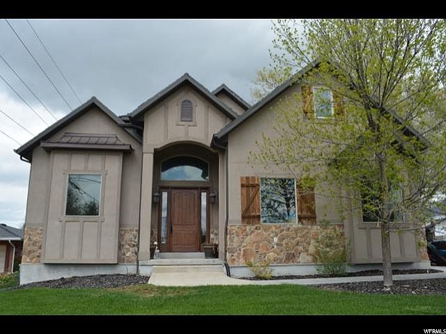 1st image of 1995 E Siggard Dr