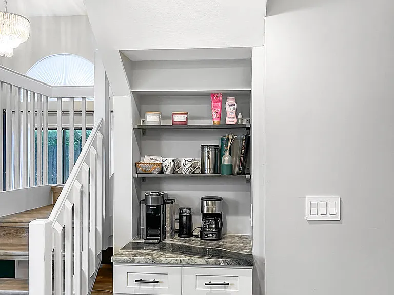 12989 Meadowbreeze Dr — Photo 29