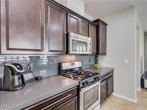 3rd image of 7786 Wolf Wood Ct