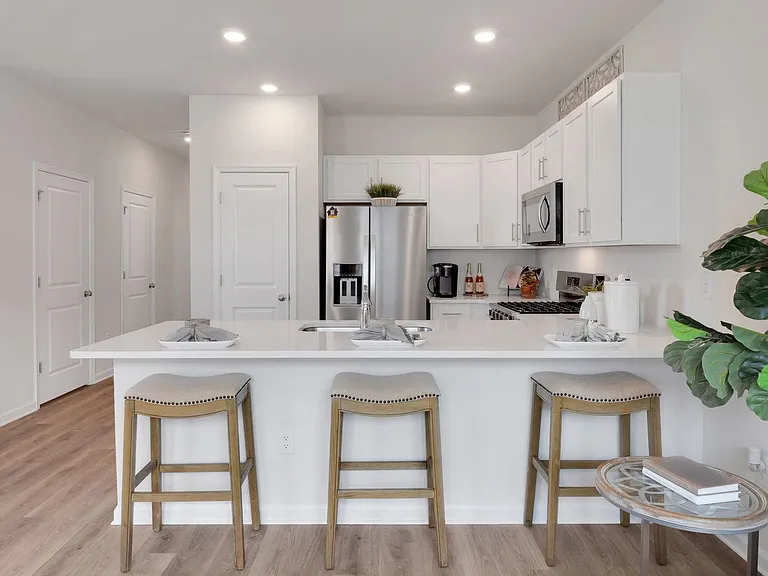 151 Corolla Dr — Photo 8