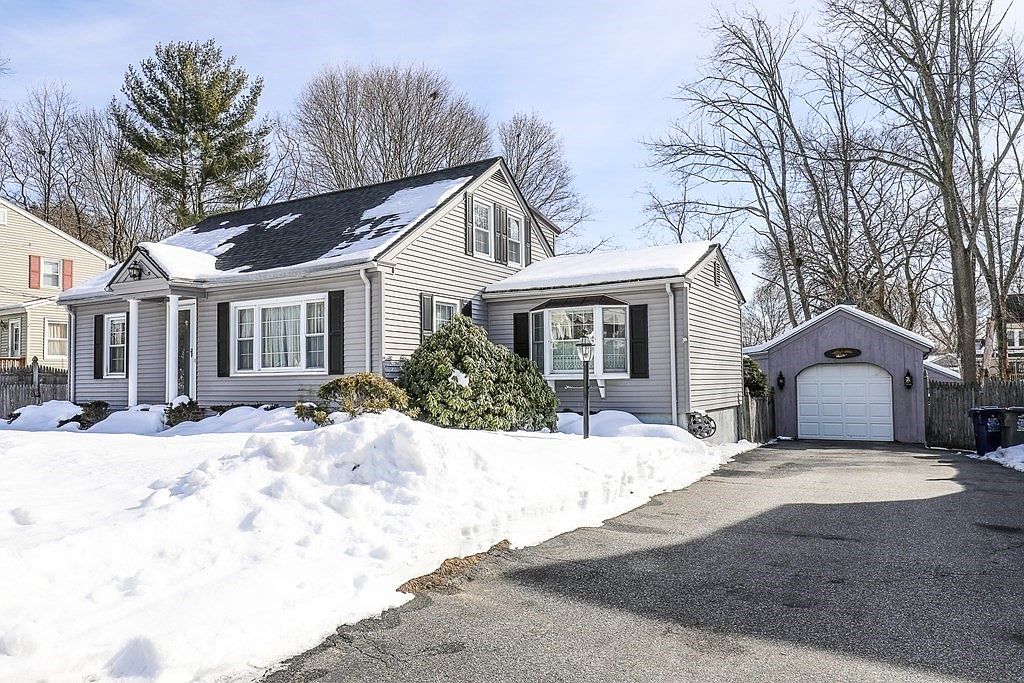 17 Elise Ave, Dracut, MA 01826 Zillow