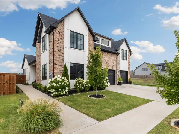 3608 SW Radiance Ave, Bentonville, AR 72713