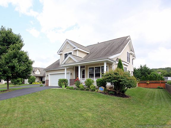 2nd image of 5726 Pear Blossom Pl