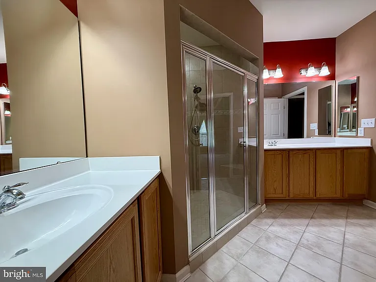 2328 Forest Ridge Ter #6 — Photo 24