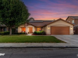 9014 Lincoln Center Ct, Bakersfield, CA 93311