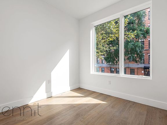 3rd image of 279 S 2nd St #7