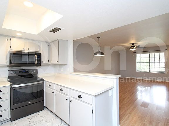 3rd image of 4850 E Kachina Trl Unit 3