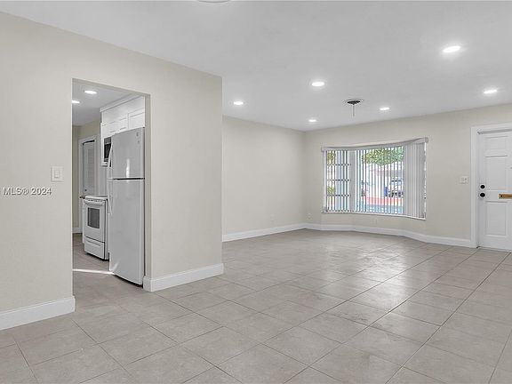 5th image of 5064 NW 43rd Ct