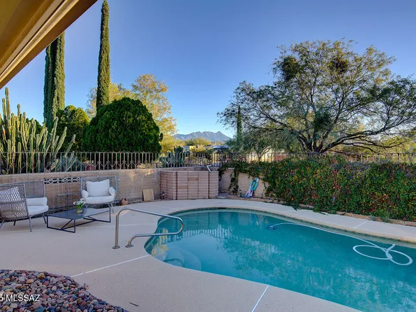 121 W Paseo Recortado, Green Valley, AZ 85614