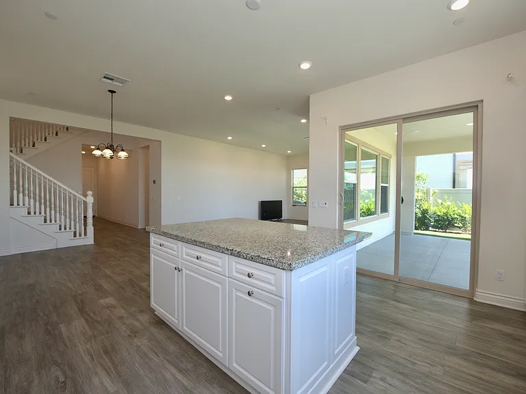 1812 Canyon Oaks Ln — Photo 17