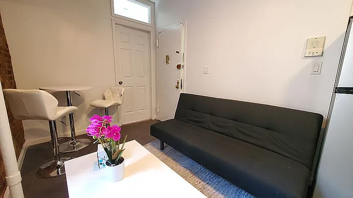 Rented by GPS Realty NYC | media 17