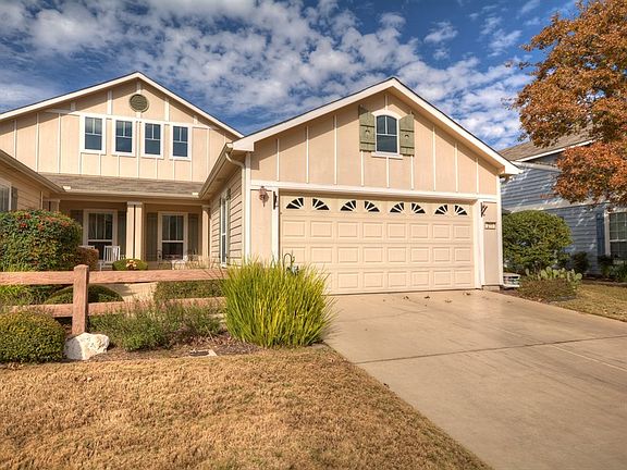 2nd image of 211 Essex Ln