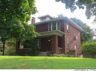 1524 State St, Alton, IL 62002