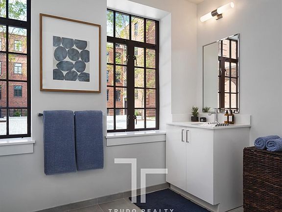 5th image of 2739 W Diversey Ave #2000273740