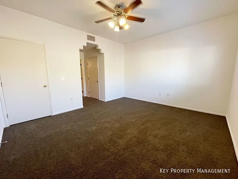 2110 N Los Feliz St #1074 — Photo 12