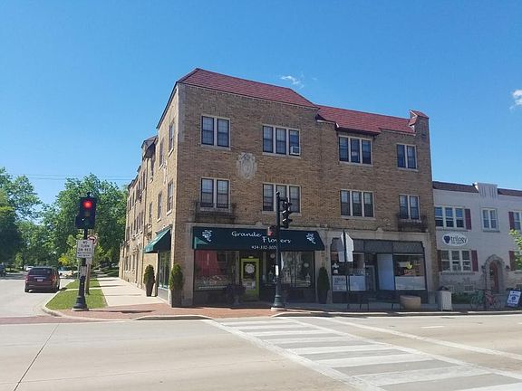 2nd image of 3919 N Morris Blvd #10461307