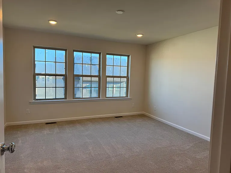 119 S Buck Tavern Way — Photo 5