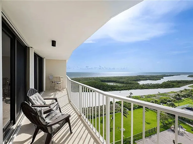 320 Seaview Ct #1208 — Photo 21