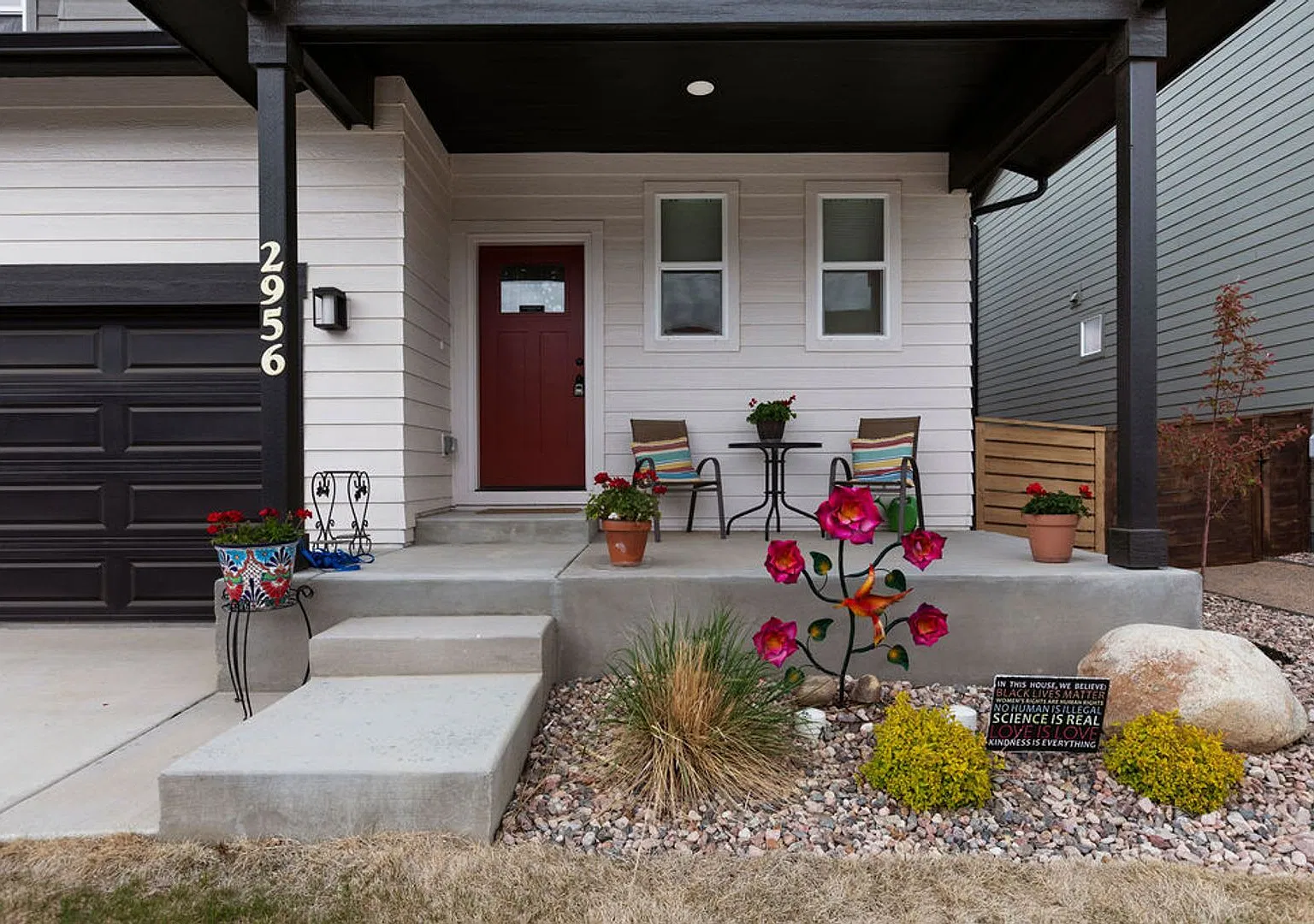 3 Bedroom Home in the Beautiful Mosaic Neighborhood — Photo 4