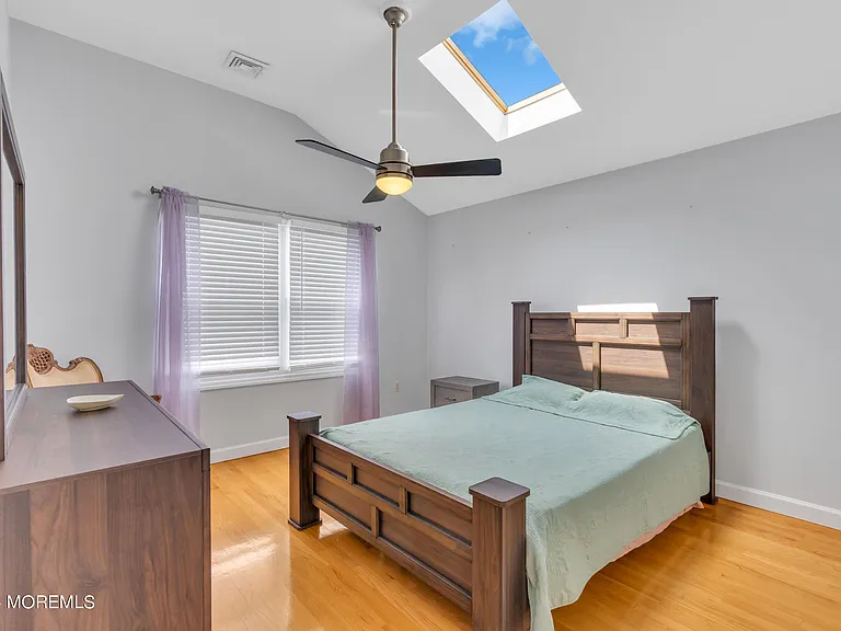117 Harding Ave — Photo 16