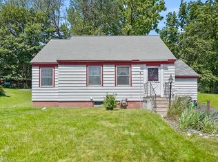 18 Stover Ct, Amesbury, MA 01913