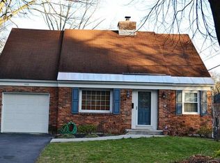 1512 Dean St, Niskayuna, NY 12309