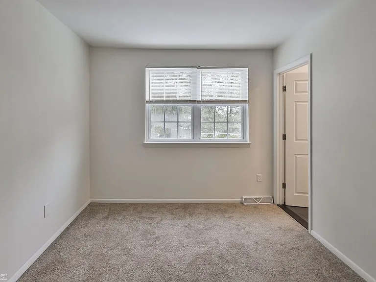 305 S Warminster Rd #B2 — Photo 10