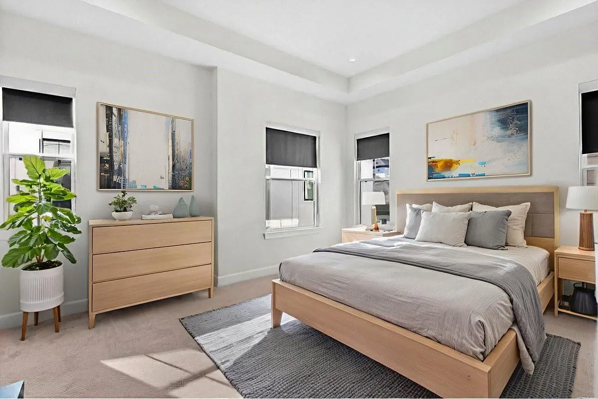 3 bed, 3.5 bath, 2196 sqft, $3,100 — Photo 3