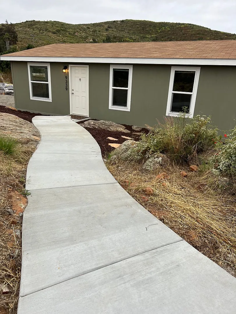 Building Photo - 9337-9339 Montemar Dr