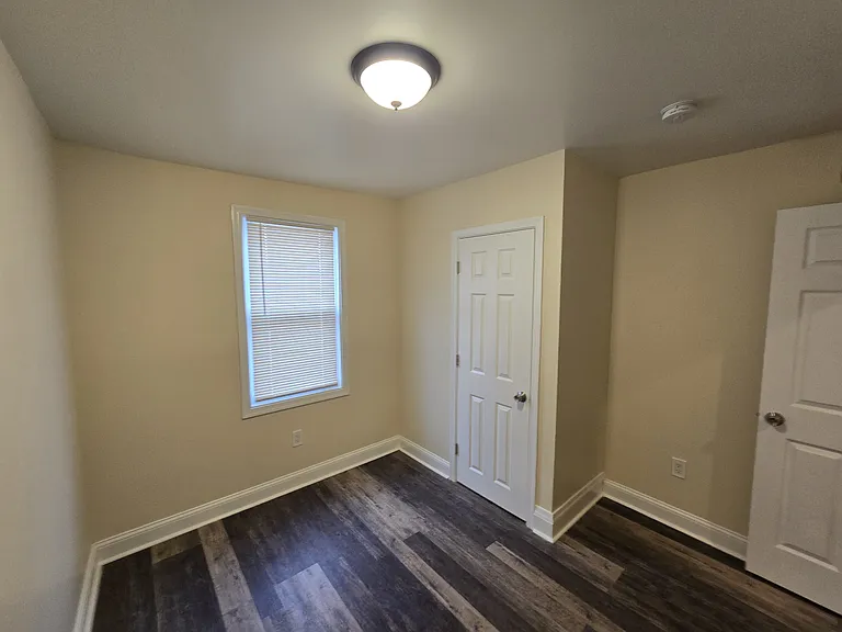 915 Macdade Blvd #2 — Photo 15