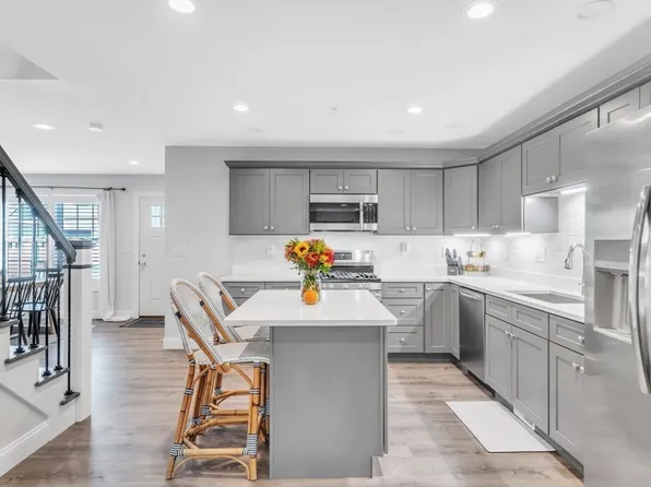 Two A Sabrina Way #A, Agawam, MA 01001