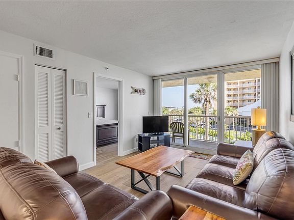 5th image of 425 S Atlantic Ave #304