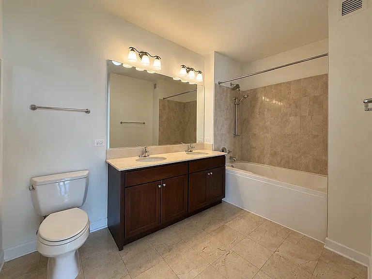 225 N Columbus Dr #7507 — Photo 14