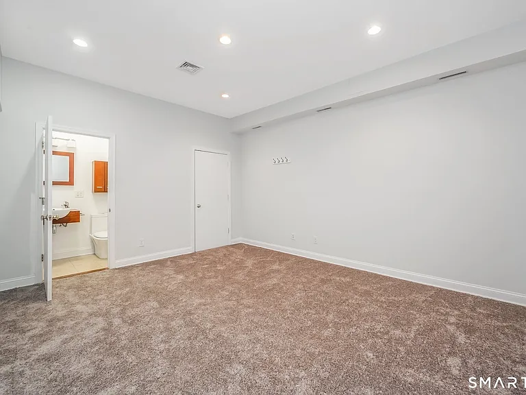 806 Hope St #2 — Photo 23
