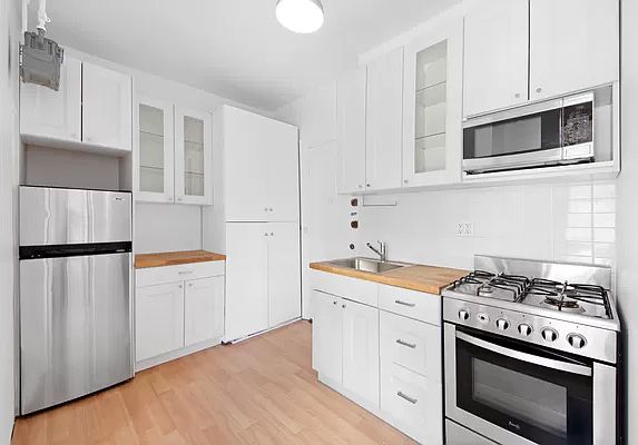 1st image of 150 Sullivan St #47