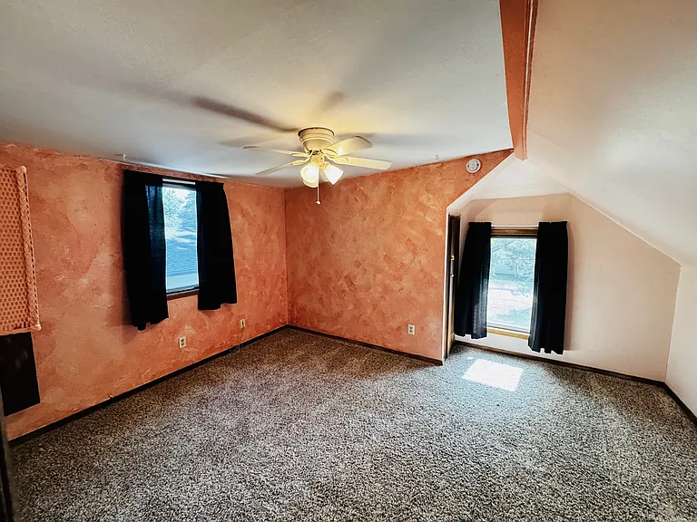 2109 Monte Vista Dr — Photo 17