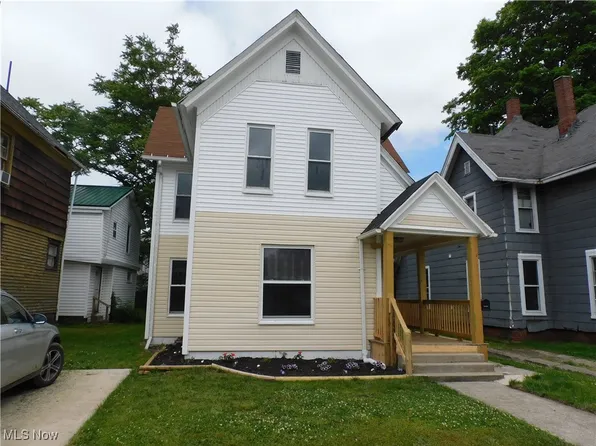 462 Monroe St, Conneaut, OH 44030