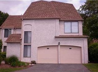 10 Nicole Ter, Edison, NJ 08820