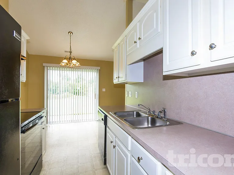 2125 Sebastiani Dr — Photo 5