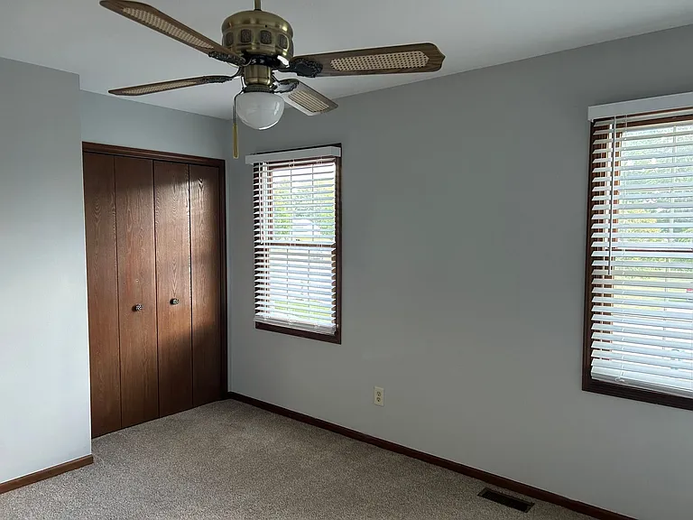 8659 Groveside Dr — Photo 20