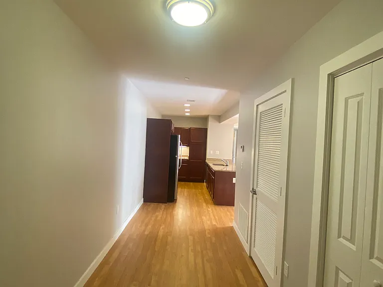26 Pond St #1 — Photo 4