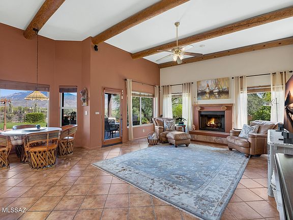 4th image of 2210 N Arbor Vista Dr