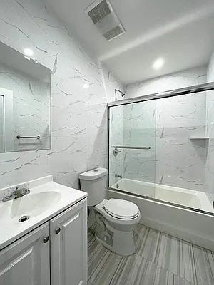 Rented by Greenland Group Realty | media 5