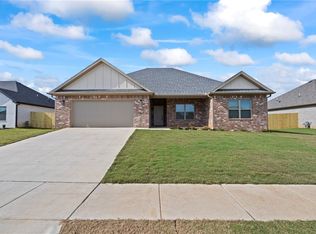 123 N Banner Ave, Farmington, AR 72730