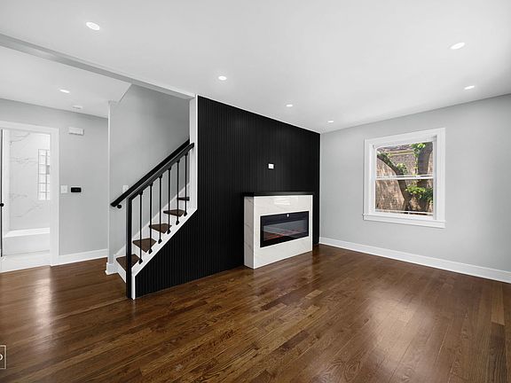 4th image of 14432 S Wallace Ave
