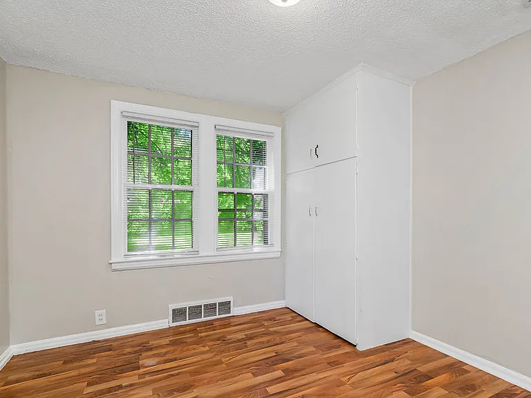 4131EatonSt-15_10222024