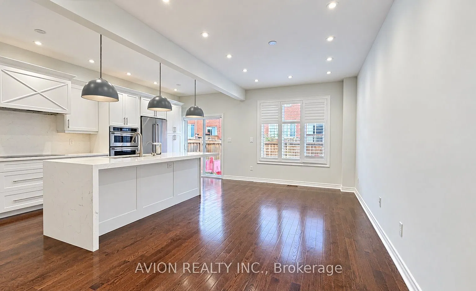 3 bed, $3,200 — Photo 4