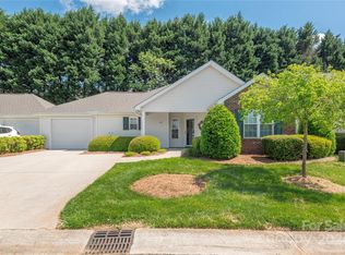 179 Oak Village Pkwy #98, Mooresville, NC 28117